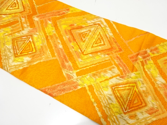 菱模様織り出し　名古屋帯